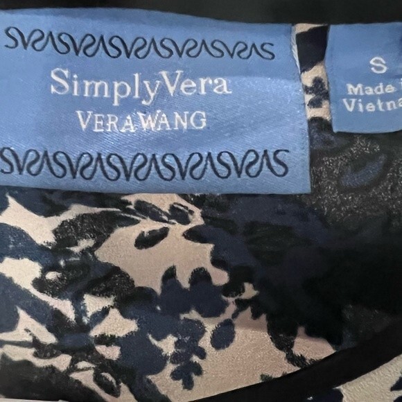 Simply Vera Wang long sleeve blue black and white print dress size small NWOT - Picture 4 of 5